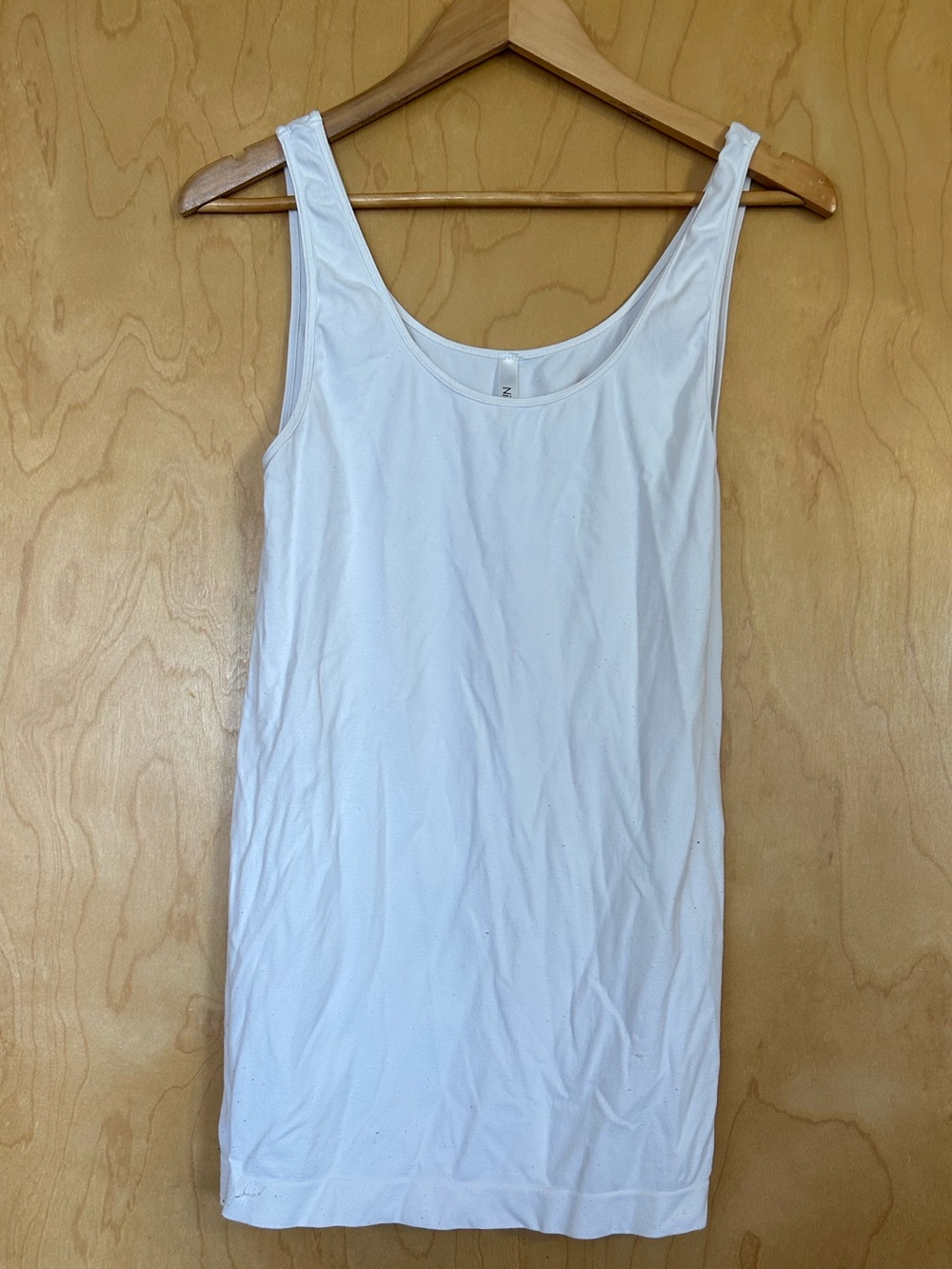 Basic White Scoop Neck Tank